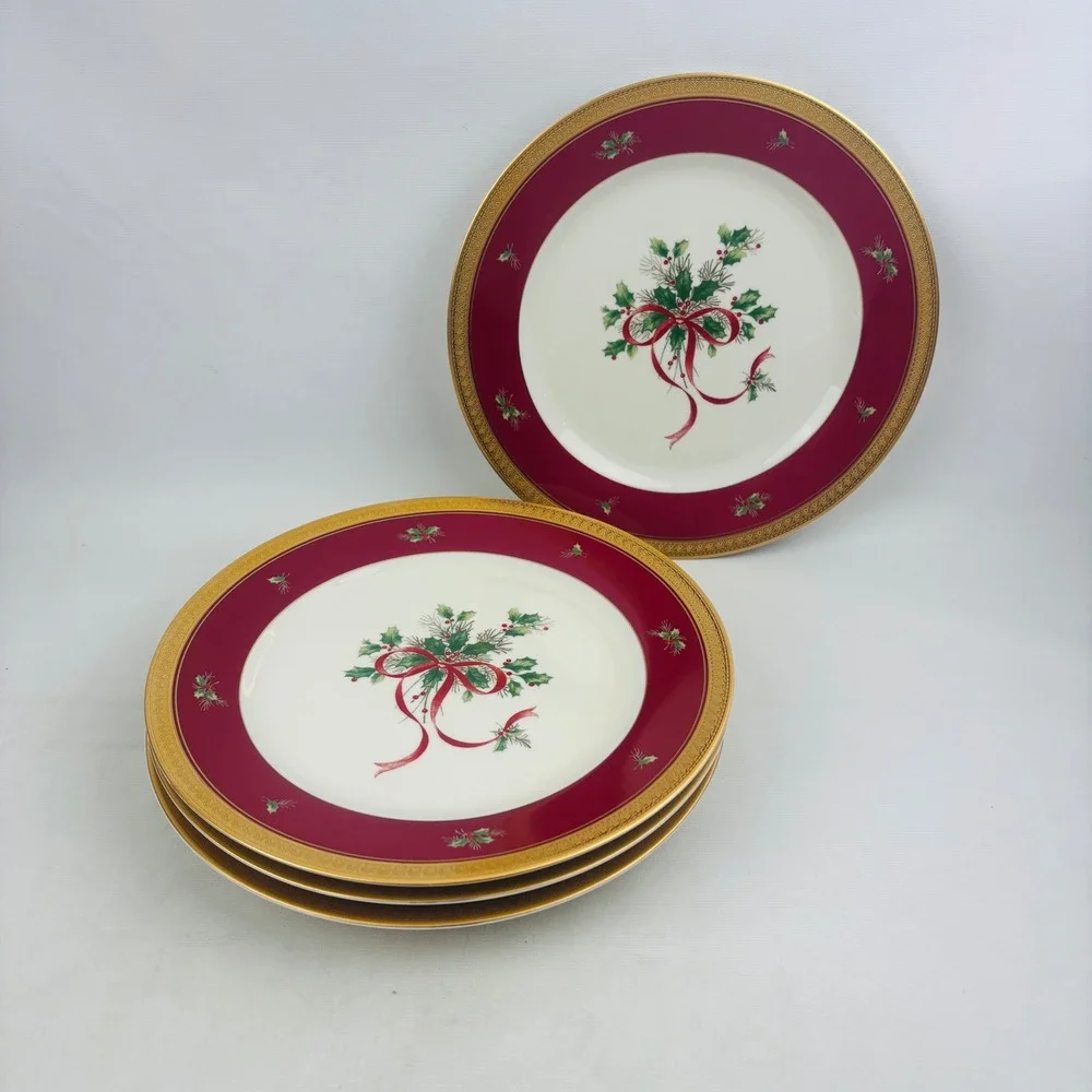 Mikasa Palatial Holly Gold Salad Dessert Plate Set of 4 Red Gold Trim Holidays
